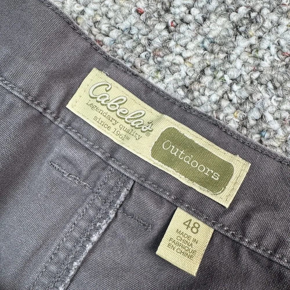 Cabelas Shorts Mens 48 Cargo Hiking Outdoors Elastic Waist Cotton Gray